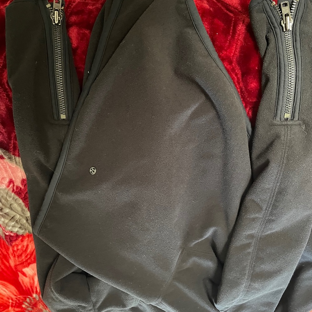 Lululemon - Picture 4 of 4